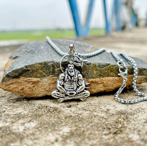 Shri Hanuman Ji Silver Locket With Chain